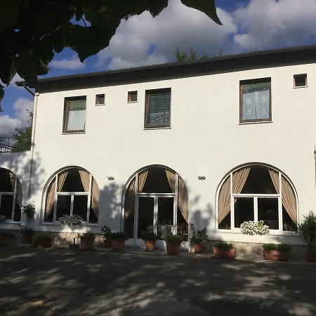 Ristorante Tipico Terme 호텔